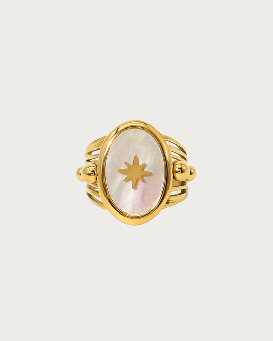 Roberta Star Golden Signet Ring