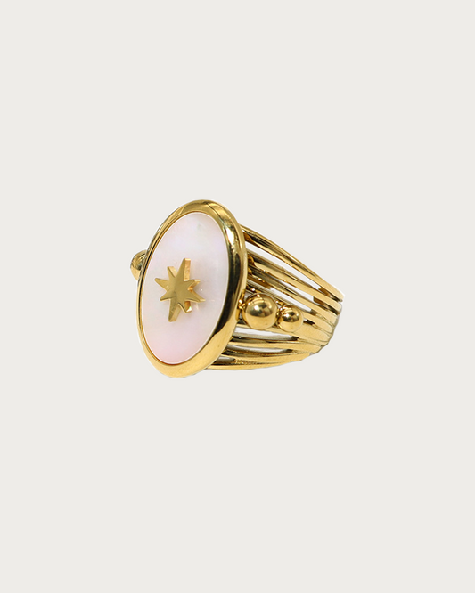 Roberta Star Golden Signet Ring