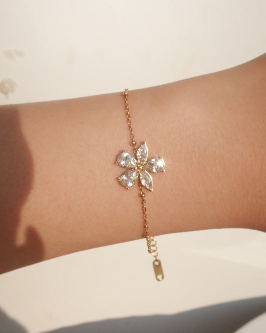 Cornelia Flower Golden Bracelet