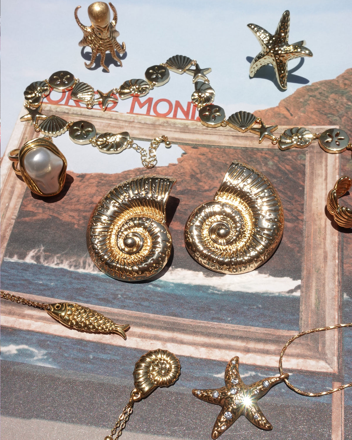 Marina Conch Golden Stud Earrings