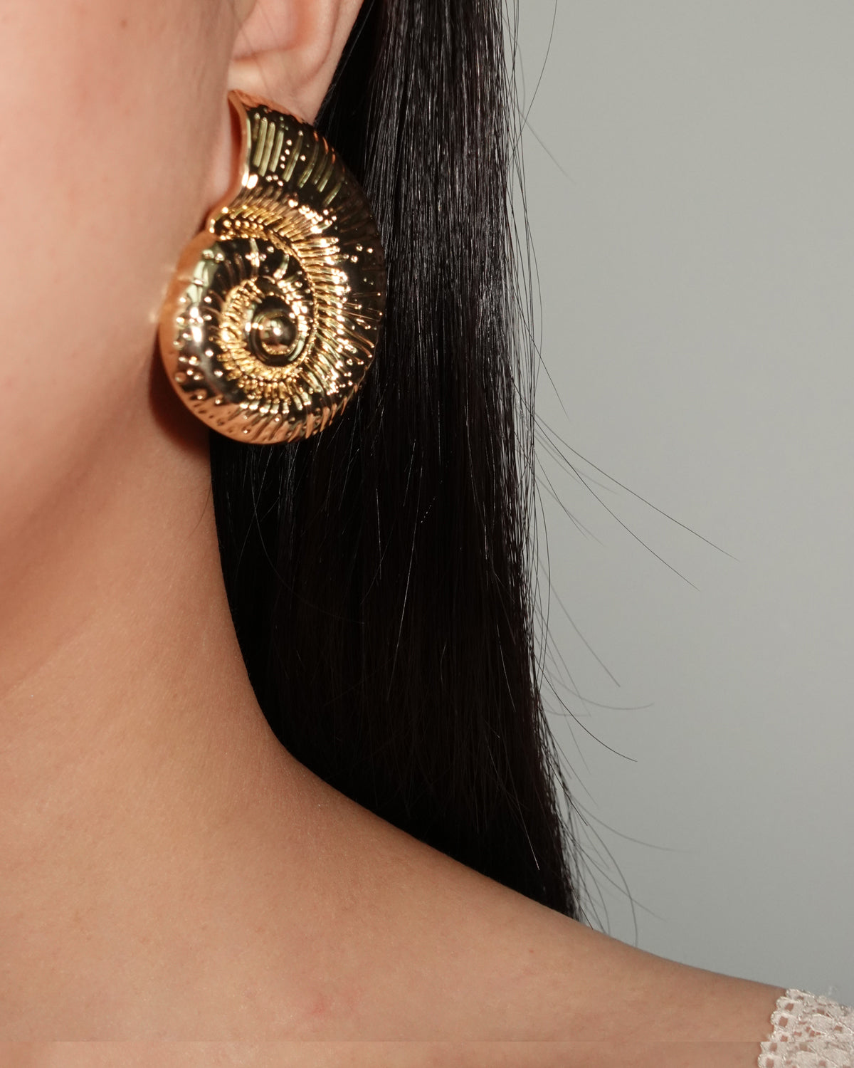 Marina Conch Golden Stud Earrings