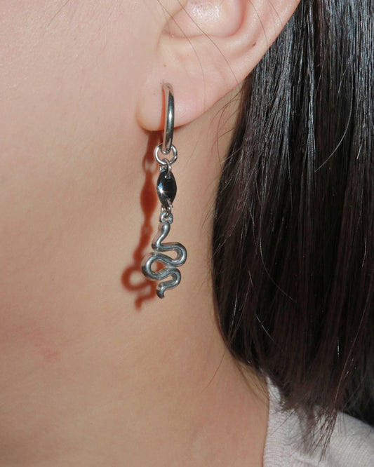 Medusa Serpent Punk Black Silver Drop Earrings