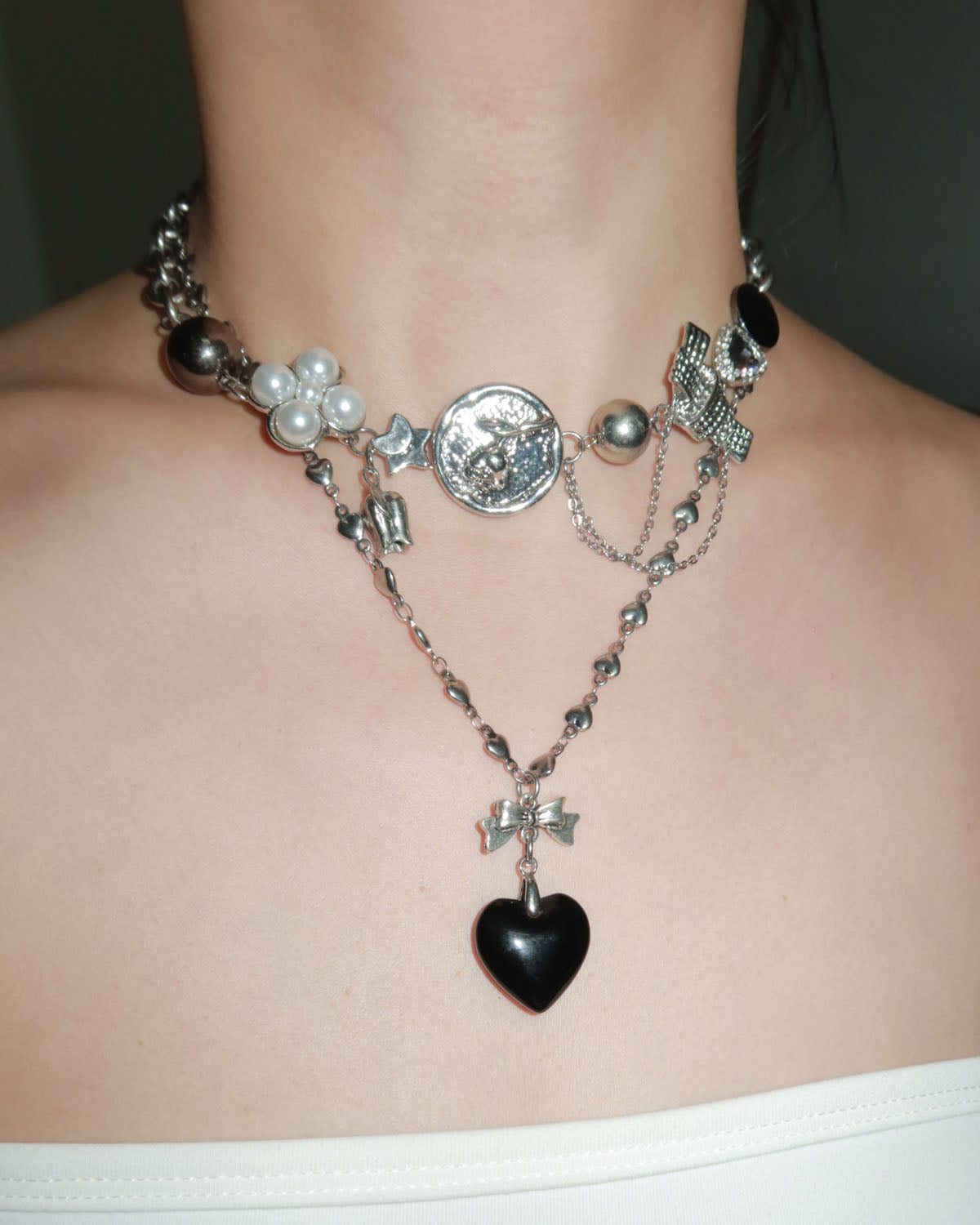 Crystal Rose Pearl Silver Choker Necklace