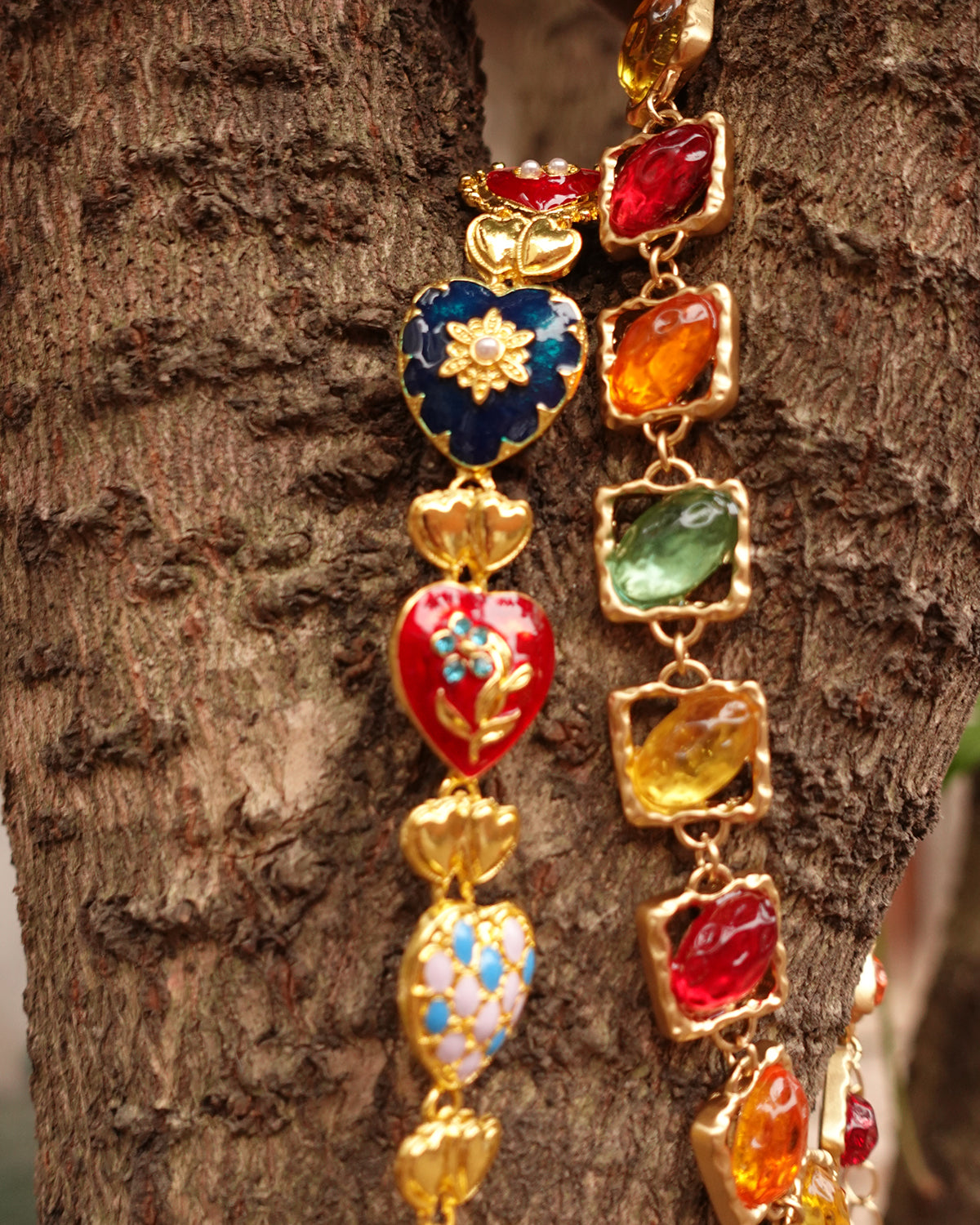 Vintage Enamel Heart Golden Bracelet
