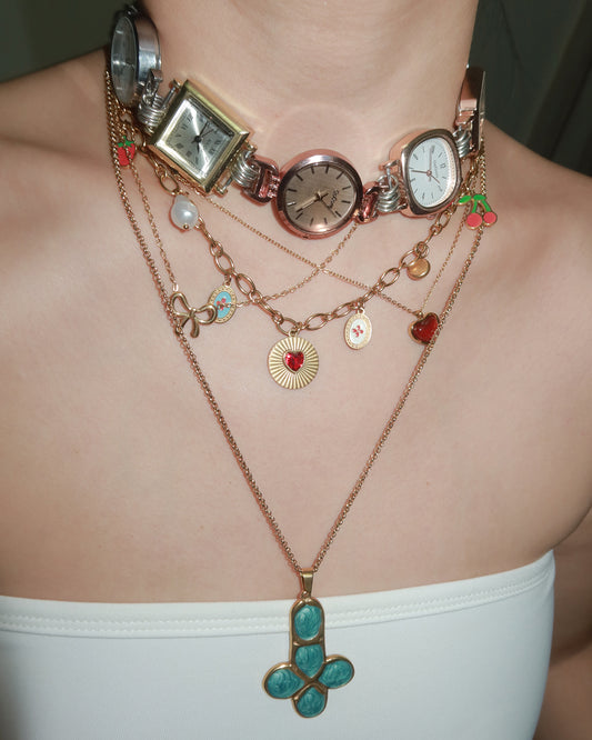 Judith Red Carnelian Stone Heart Golden Pendant Necklace
