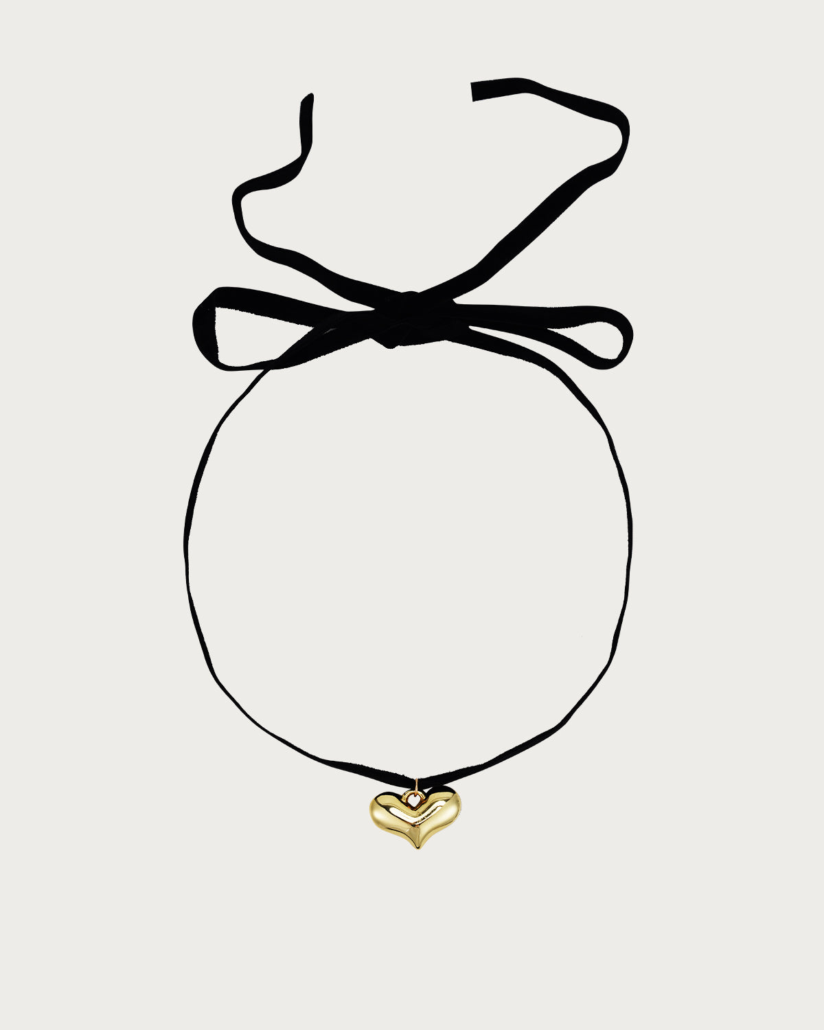 Collar con colgante de corazón de plata