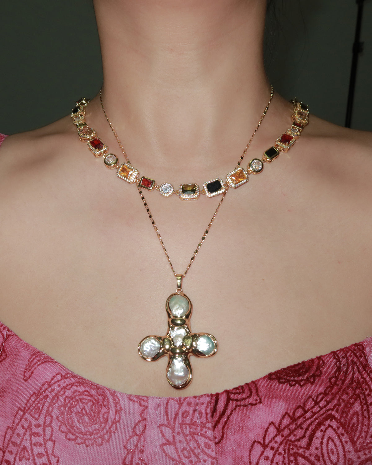 Mona Vintage Luxury Square Golden Necklace