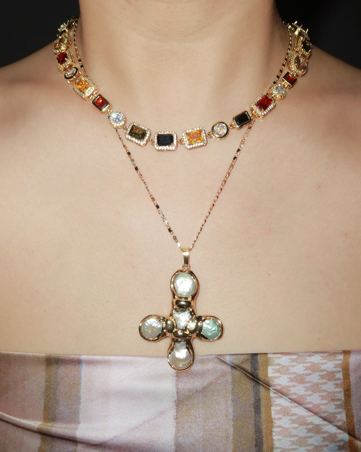 Mona Vintage Luxury Square Golden Necklace