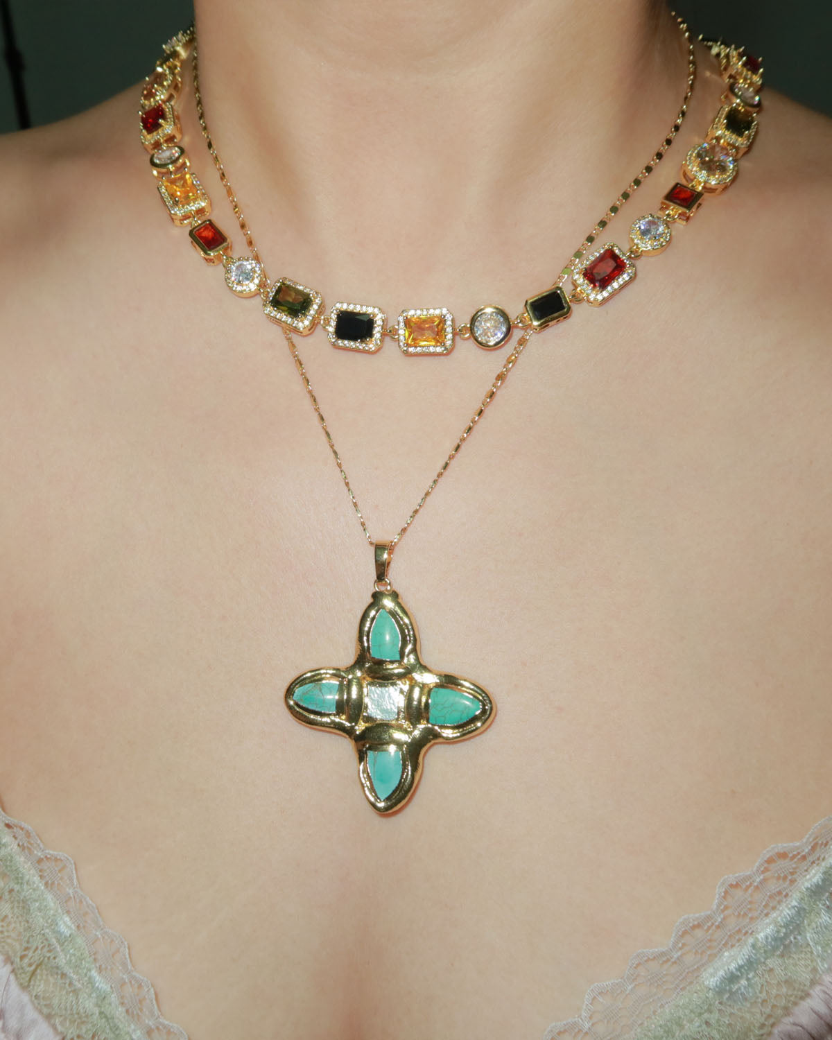 Mona Vintage Luxury Square Golden Necklace