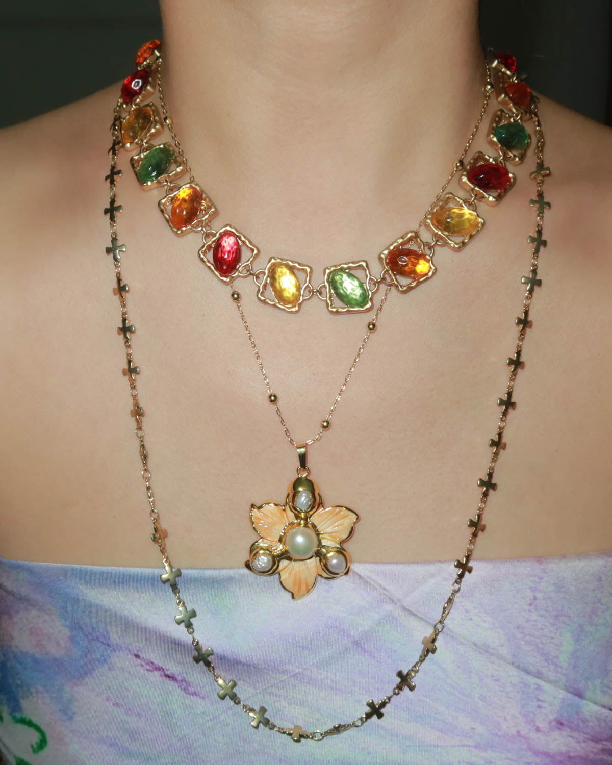 Alisa Pearl Flower Golden Pendant Necklace(4 Colors)