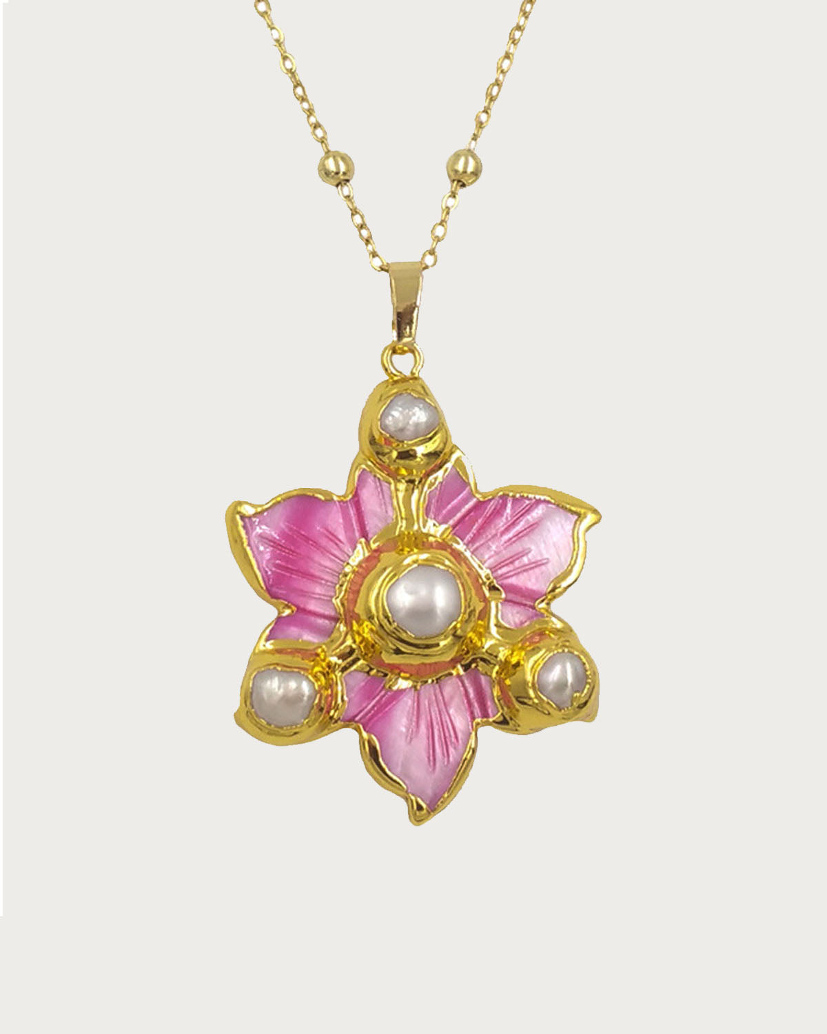 Alisa Pearl Flower Golden Pendant Necklace(4 Colors)