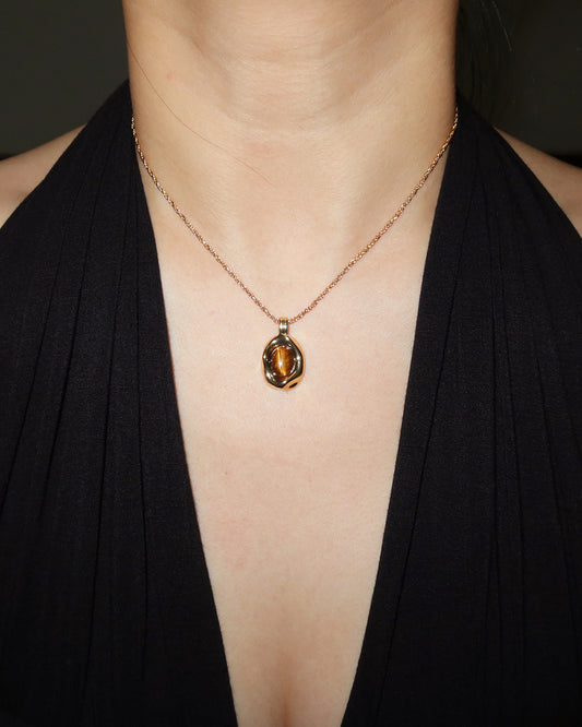 Elva Natural Tiger Eye Golden Pendant Necklace