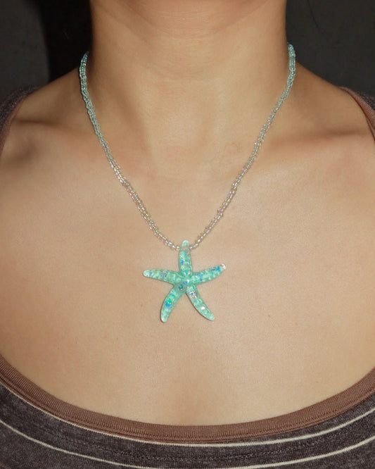 Juicy Blue Starfish Beaded Pendant Necklace
