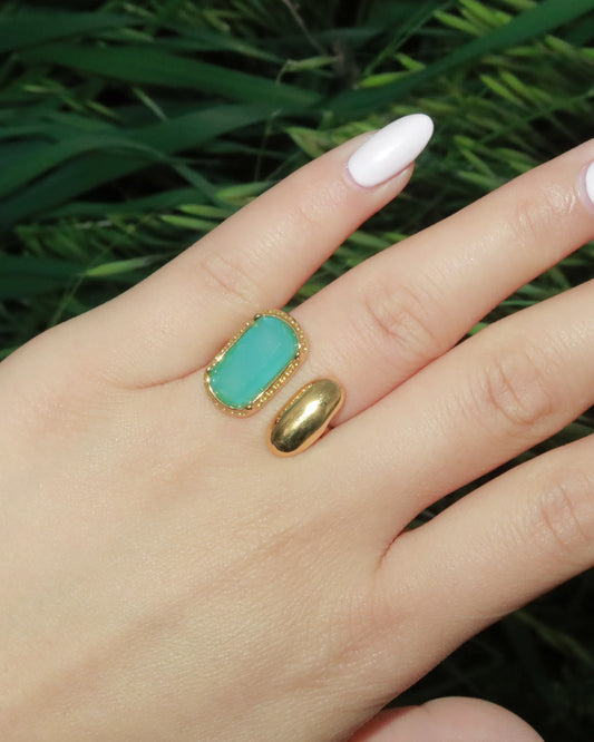 Sabina Blue Stone Golden Ring