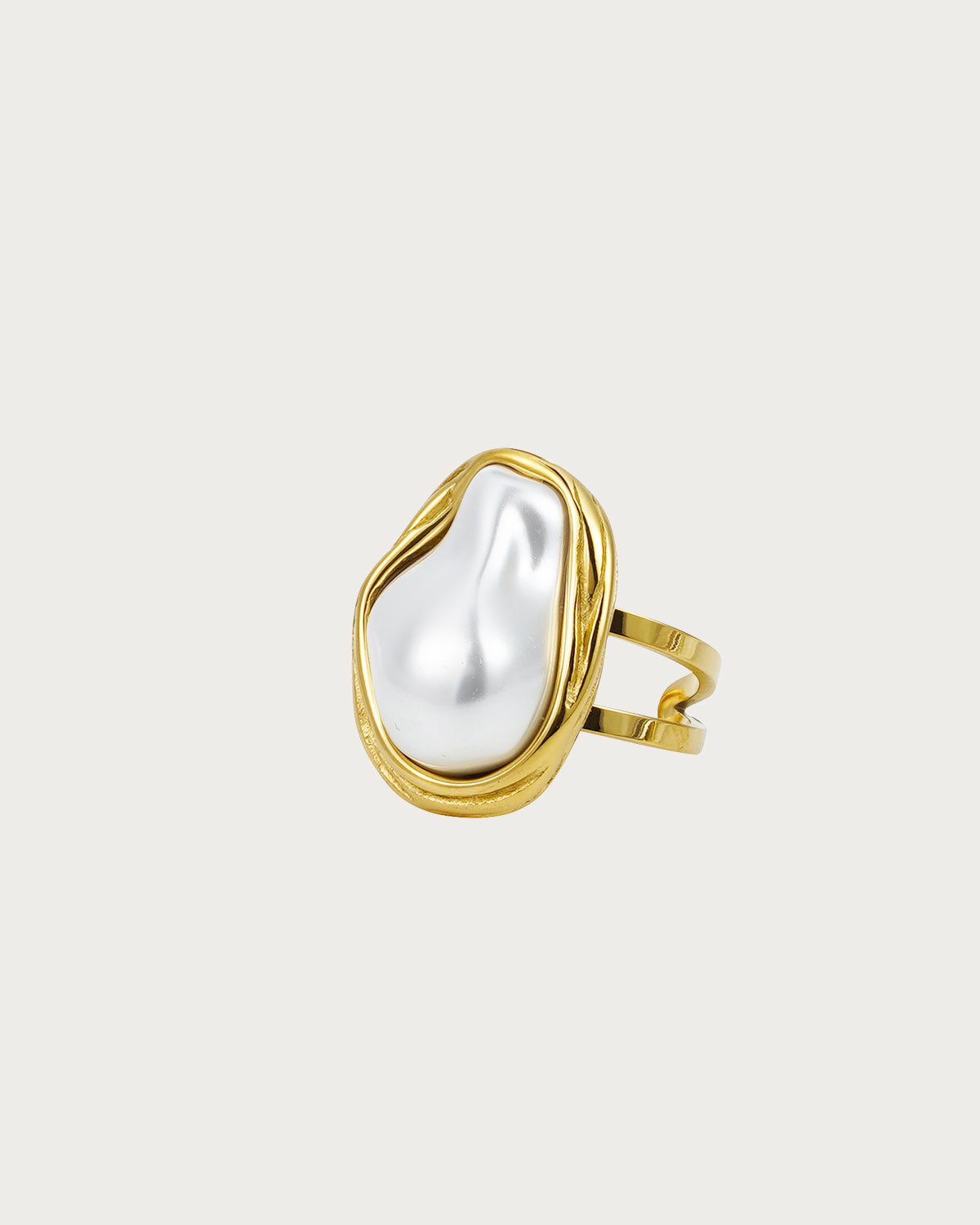 Mathea Baroque Pearl Open Golden Ring