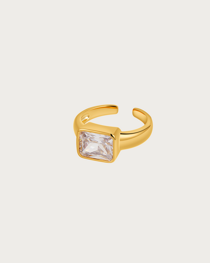 Anillo de cóctel cuadrado dorado