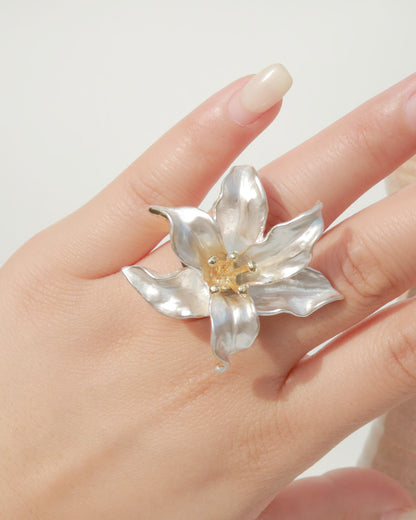 Sherry Enamel Flower Ring