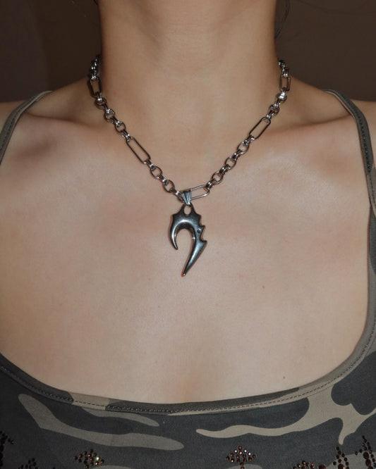 Vexar Punk Tribal Flame Tooth Silver Pendant Necklace
