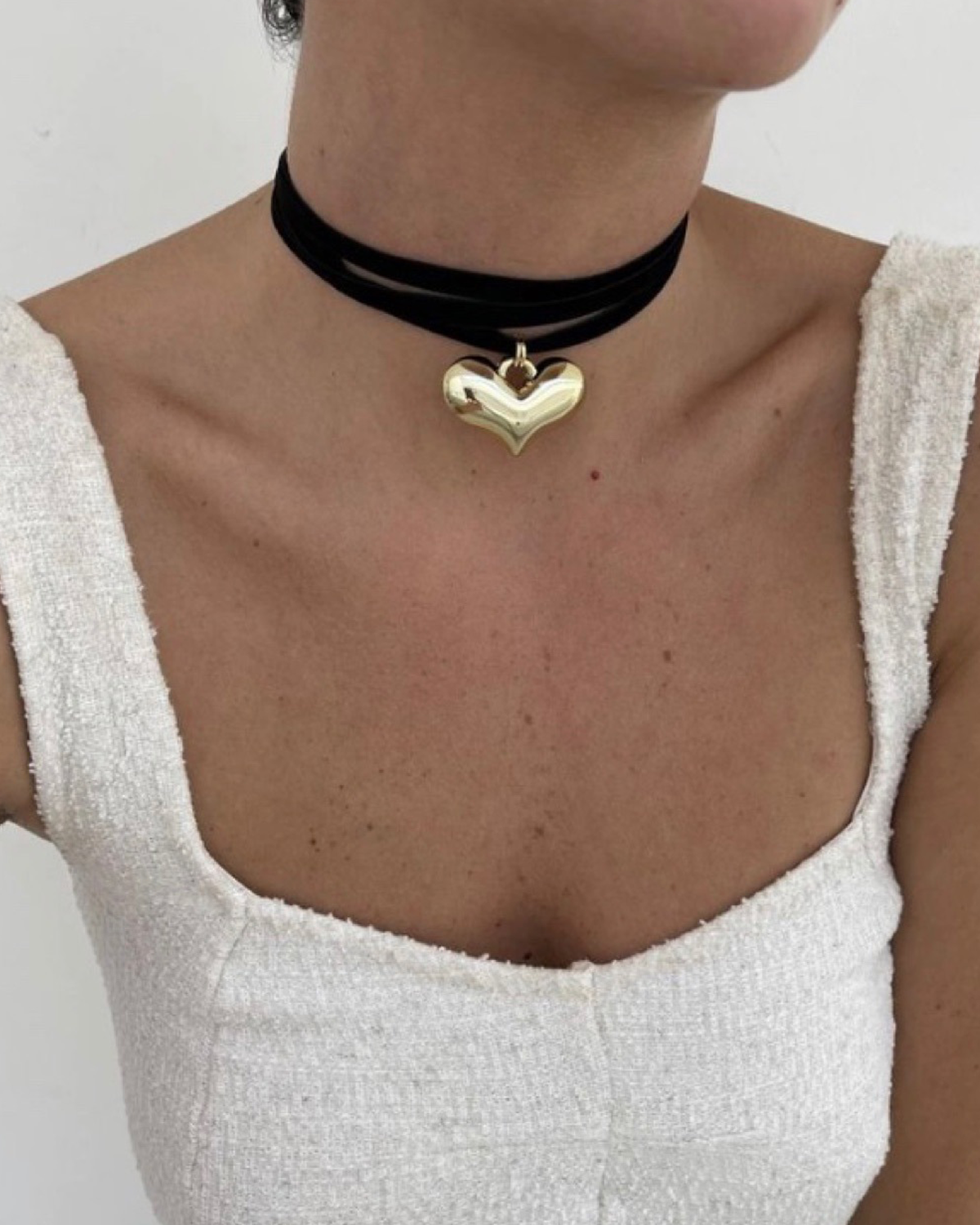 Collar con colgante de corazón de plata