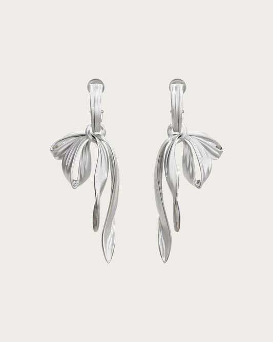 Pendientes de plata con lazo de ballet