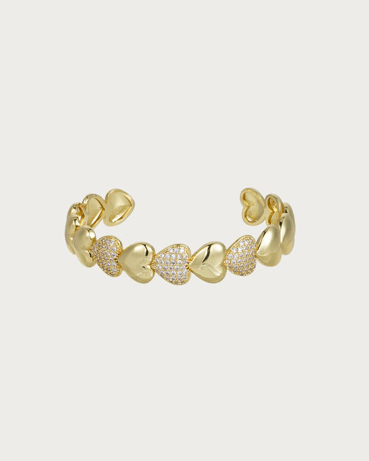 Brazalete de oro con forma de corazón