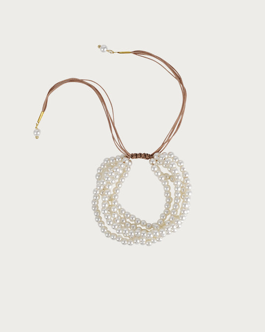 Pulsera de hilo de perlas