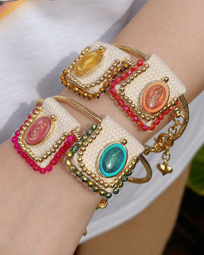 Pulsera dorada de la Virgen María