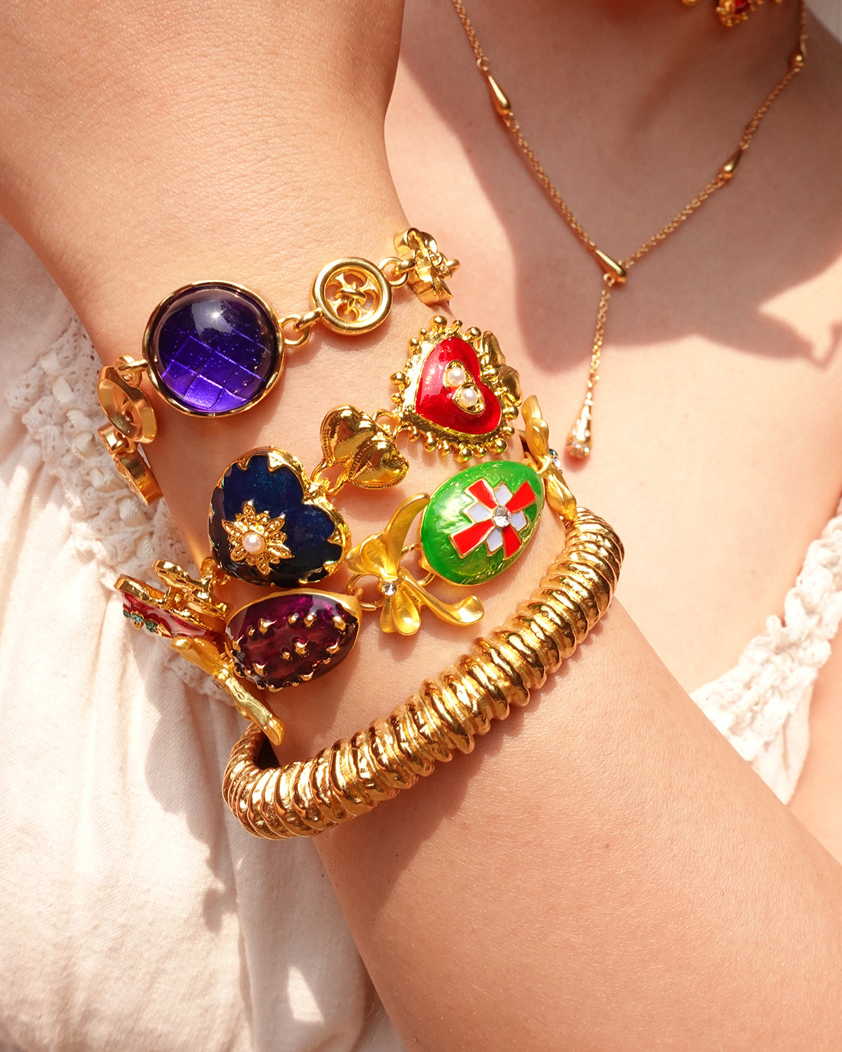 Vintage Enamel Heart Golden Bracelet