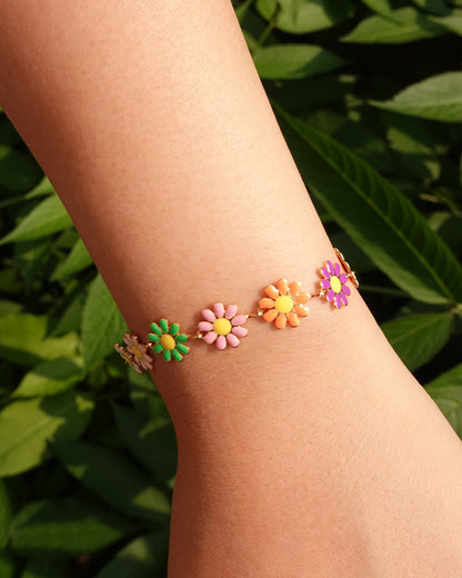 Colorful Daisy Golden Bracelet