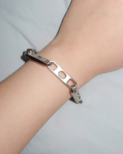 Axel Lock Heavy Silver Bracelet