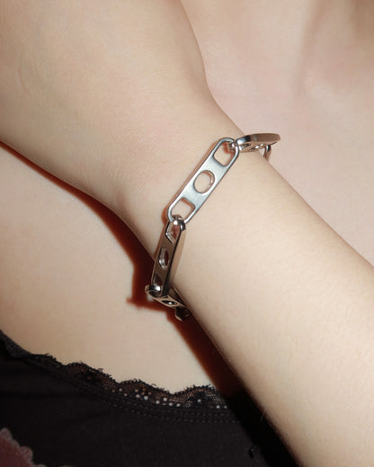 Axel Lock Heavy Silver Bracelet