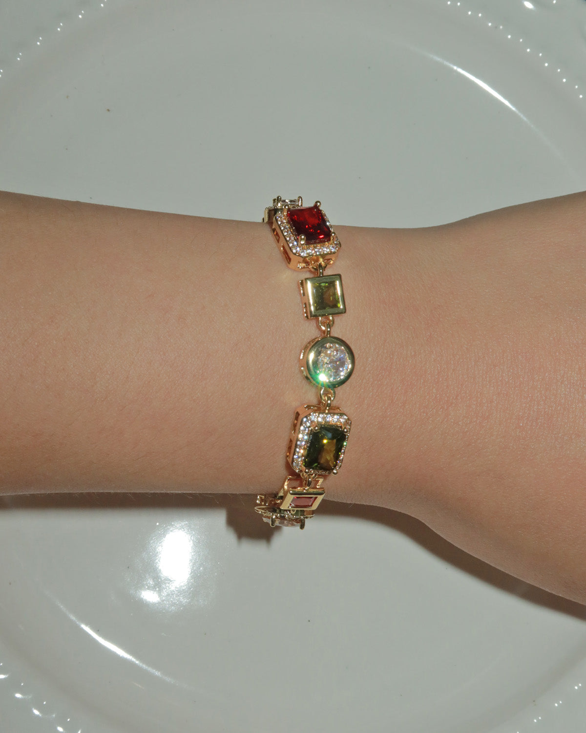 Mona Vintage Luxury Square Golden Bracelet