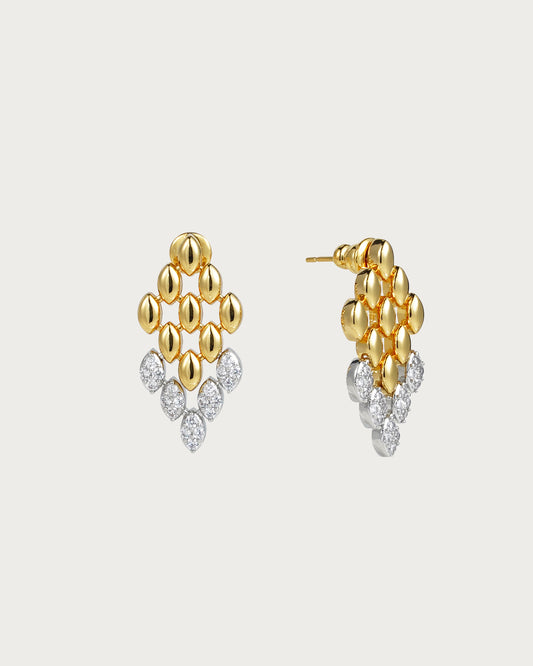 Pendientes dorados de cóctel