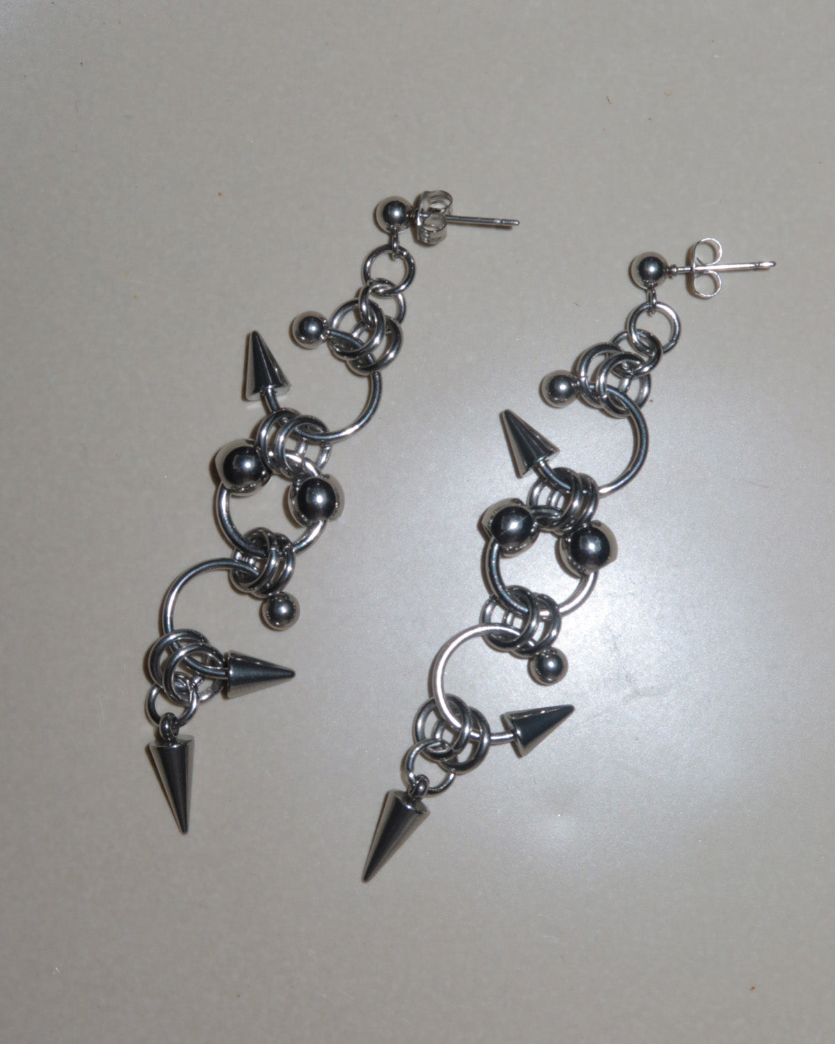 Venom Punk Spike Chainlink Silver Dangle Earrings