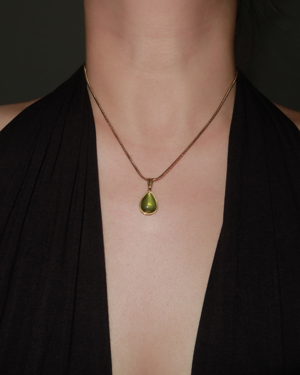 Aurora Waterdrop Green Golden Pendant Necklace