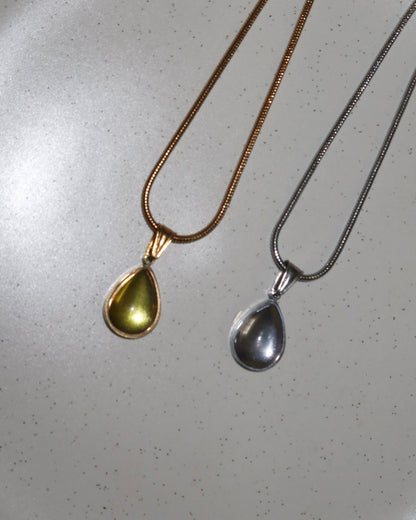 Aurora Waterdrop Green Golden Pendant Necklace