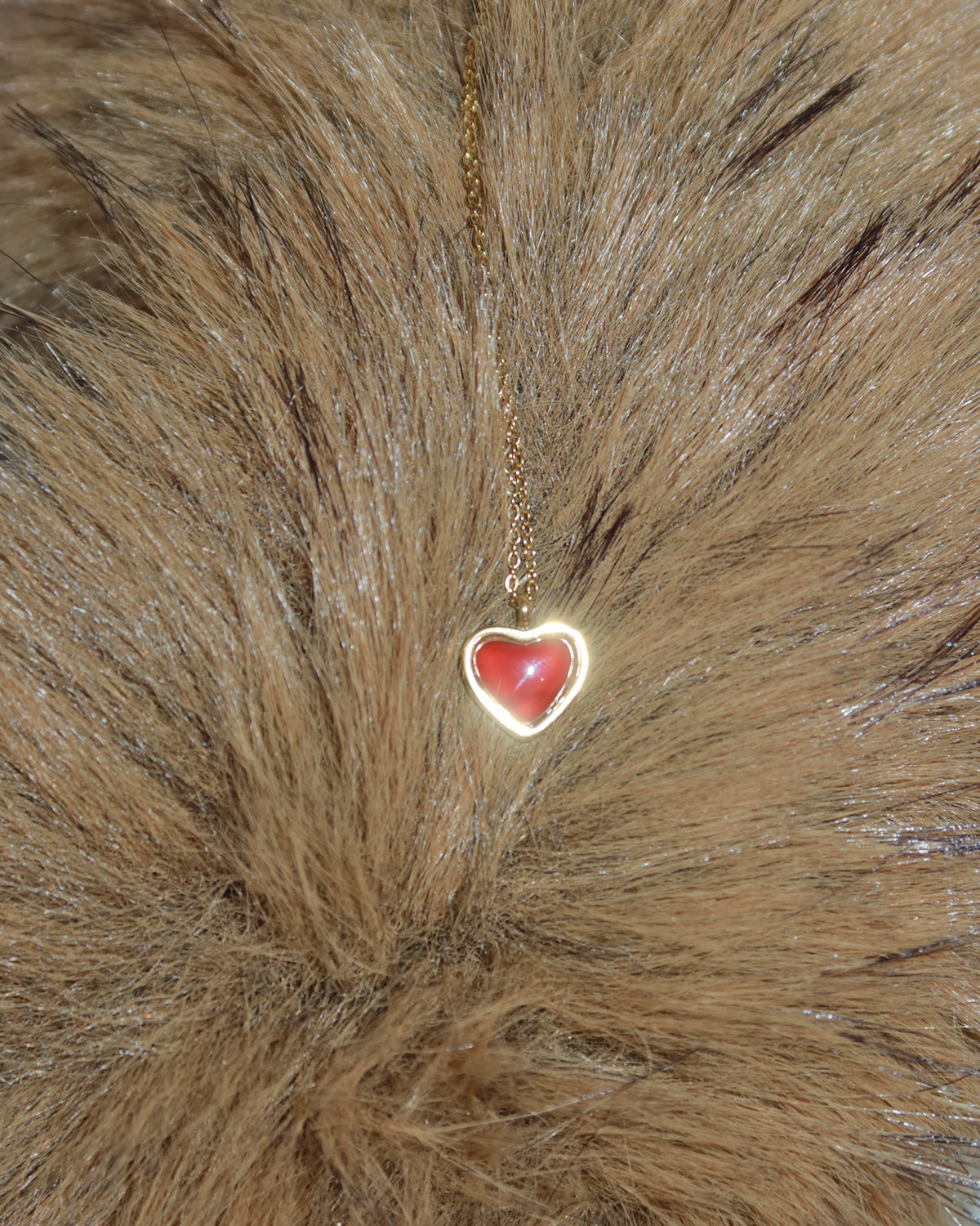 Judith Red Carnelian Stone Heart Golden Pendant Necklace