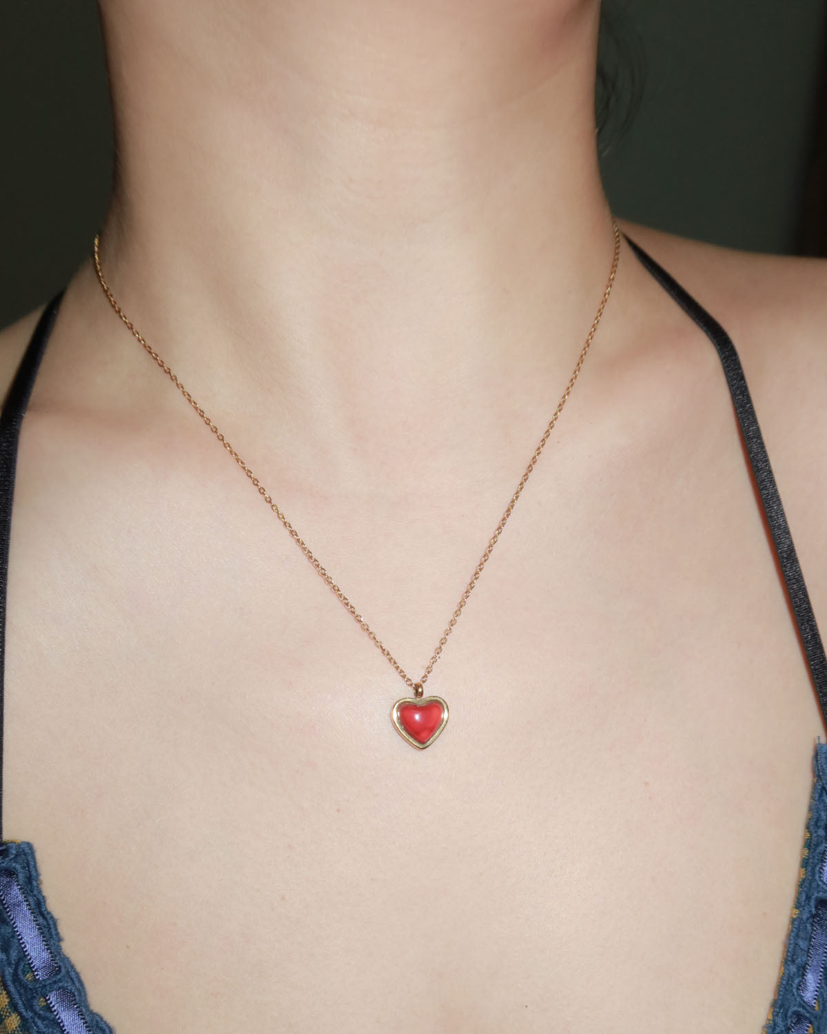 Judith Red Carnelian Stone Heart Golden Pendant Necklace