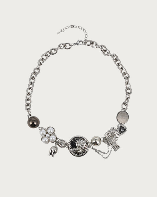 Gargantilla de plata con perla rosa