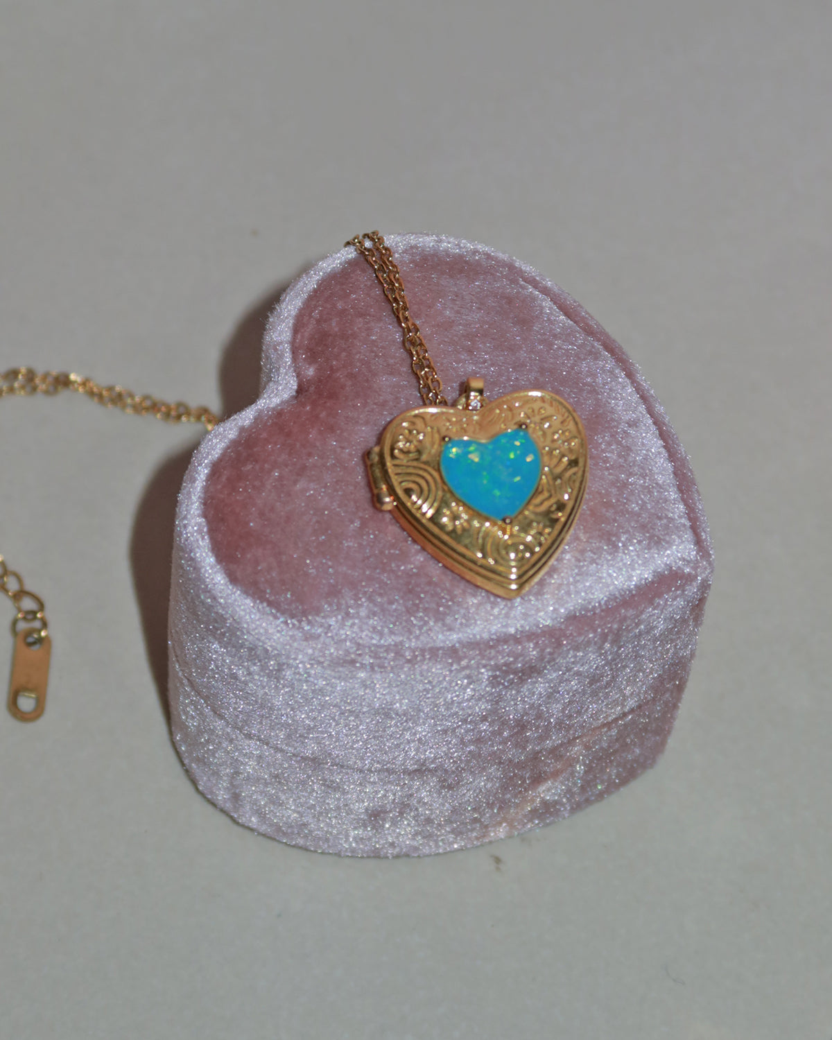 Juliet Heart Locket Blue Golden Pendant Necklace