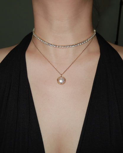 Suzanne Pearl Golden Pendant Necklace