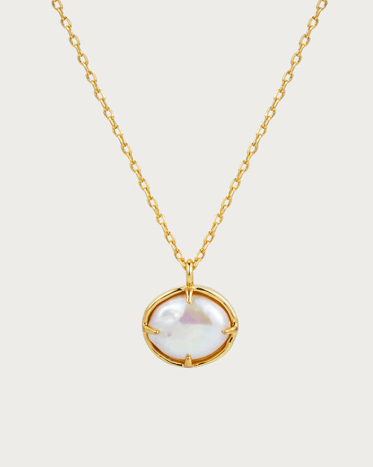 Pearl Golden Pendant Necklace