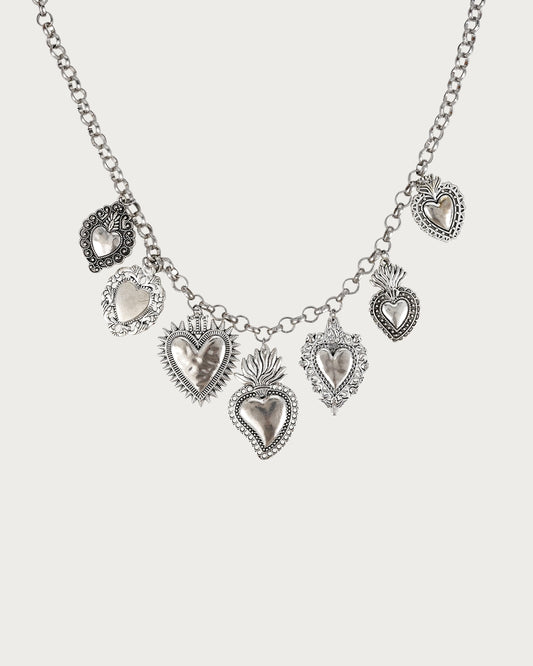 Collar de plata con corazón vintage