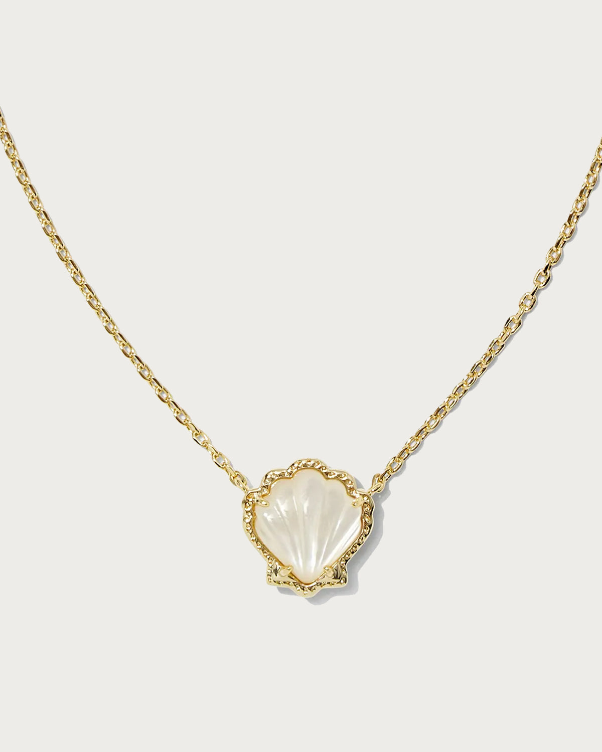 Shell Golden Pendant Necklace(3 Colors)