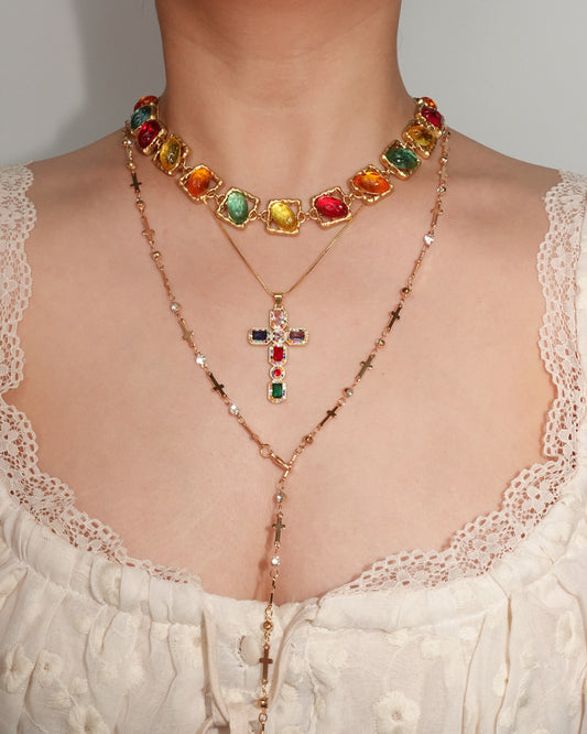 Collar dorado de caramelo