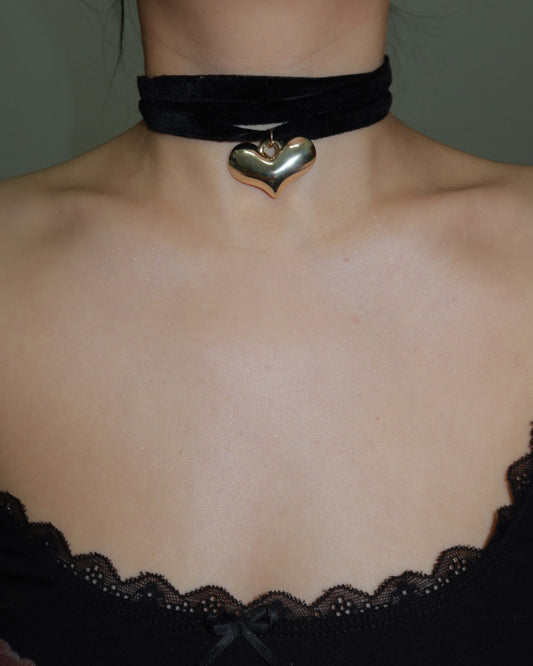 Mignon Heart Golden Pendant Necklace