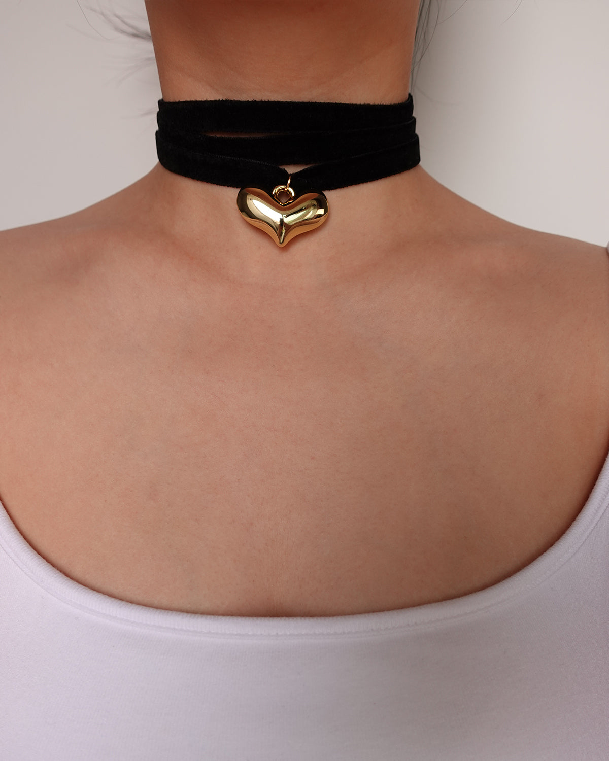Collar con colgante de corazón de plata