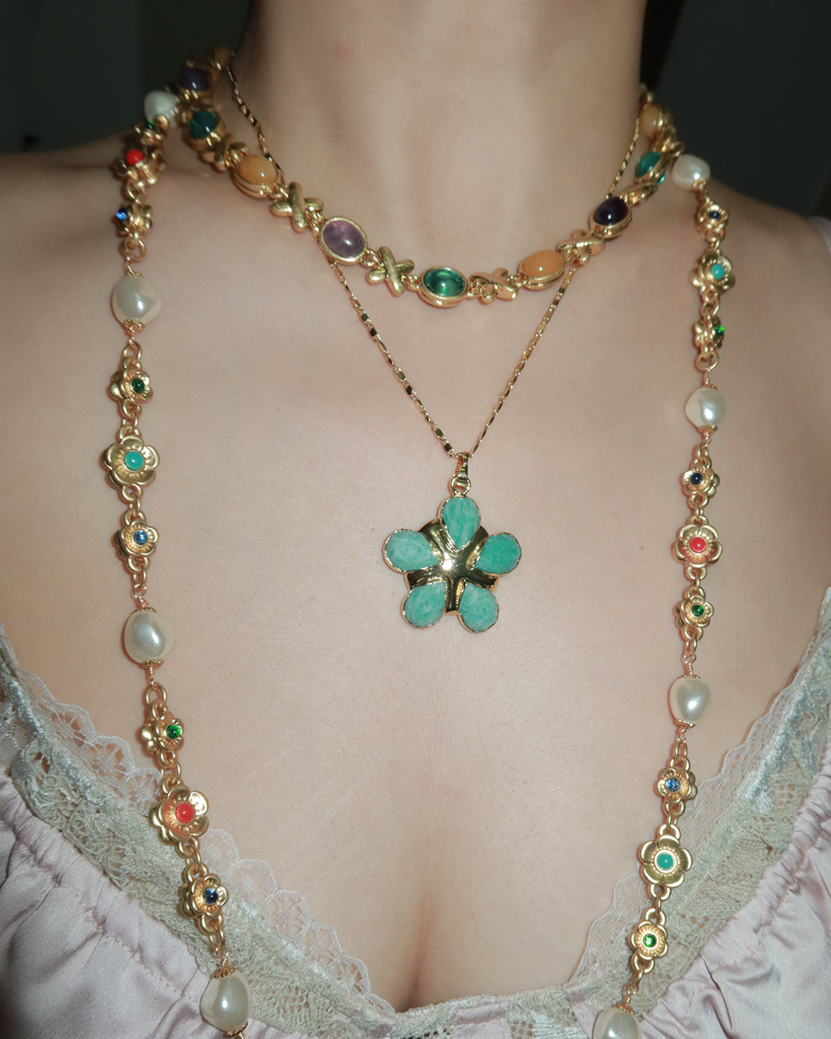 Lola Green Flower Golden Pendant Necklace