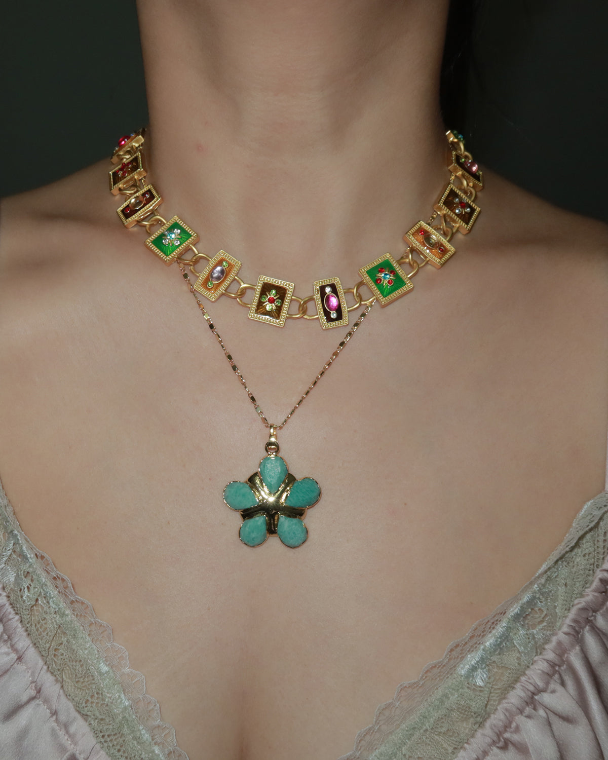 Lola Green Flower Golden Pendant Necklace