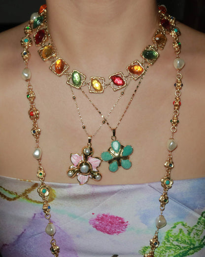 Alisa Pearl Flower Golden Pendant Necklace(4 Colors)